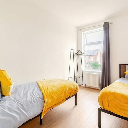 2 Min Walk Etihad Stadium & Coop Arena - 3Br, Free Parking Manchester Kültér fotó