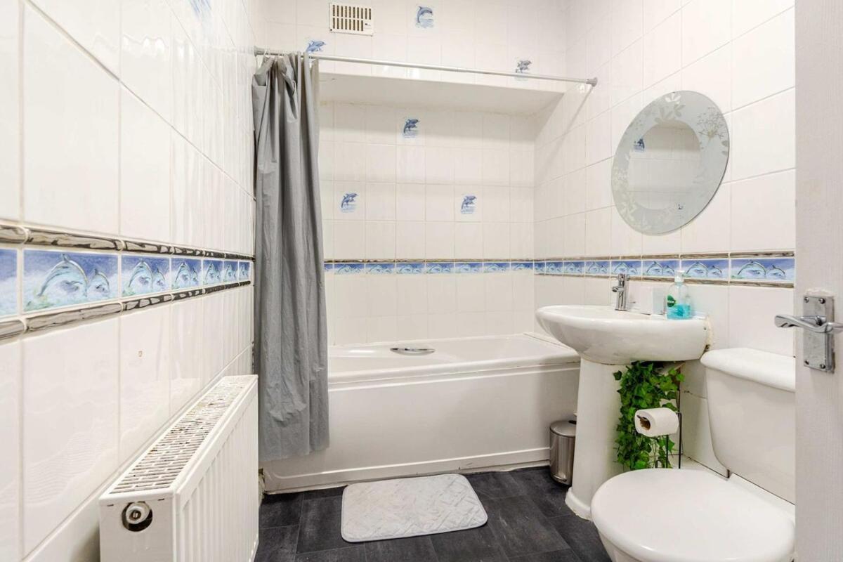 2 Min Walk Etihad Stadium & Coop Arena - 3Br, Free Parking Manchester Kültér fotó