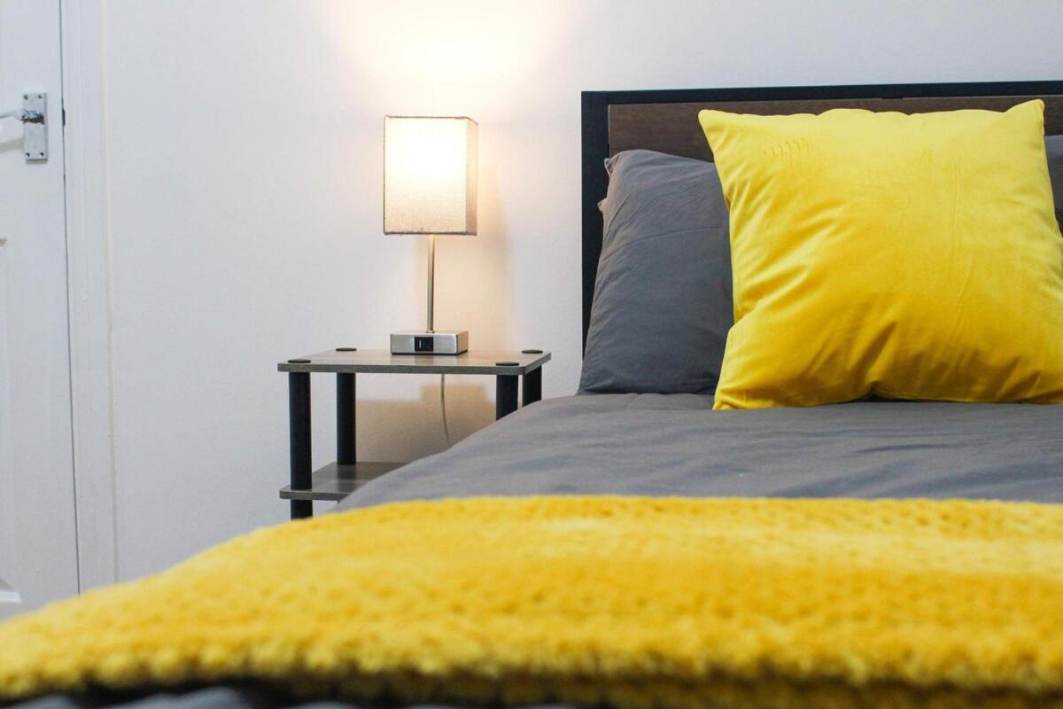 2 Min Walk Etihad Stadium & Coop Arena - 3Br, Free Parking Manchester Kültér fotó