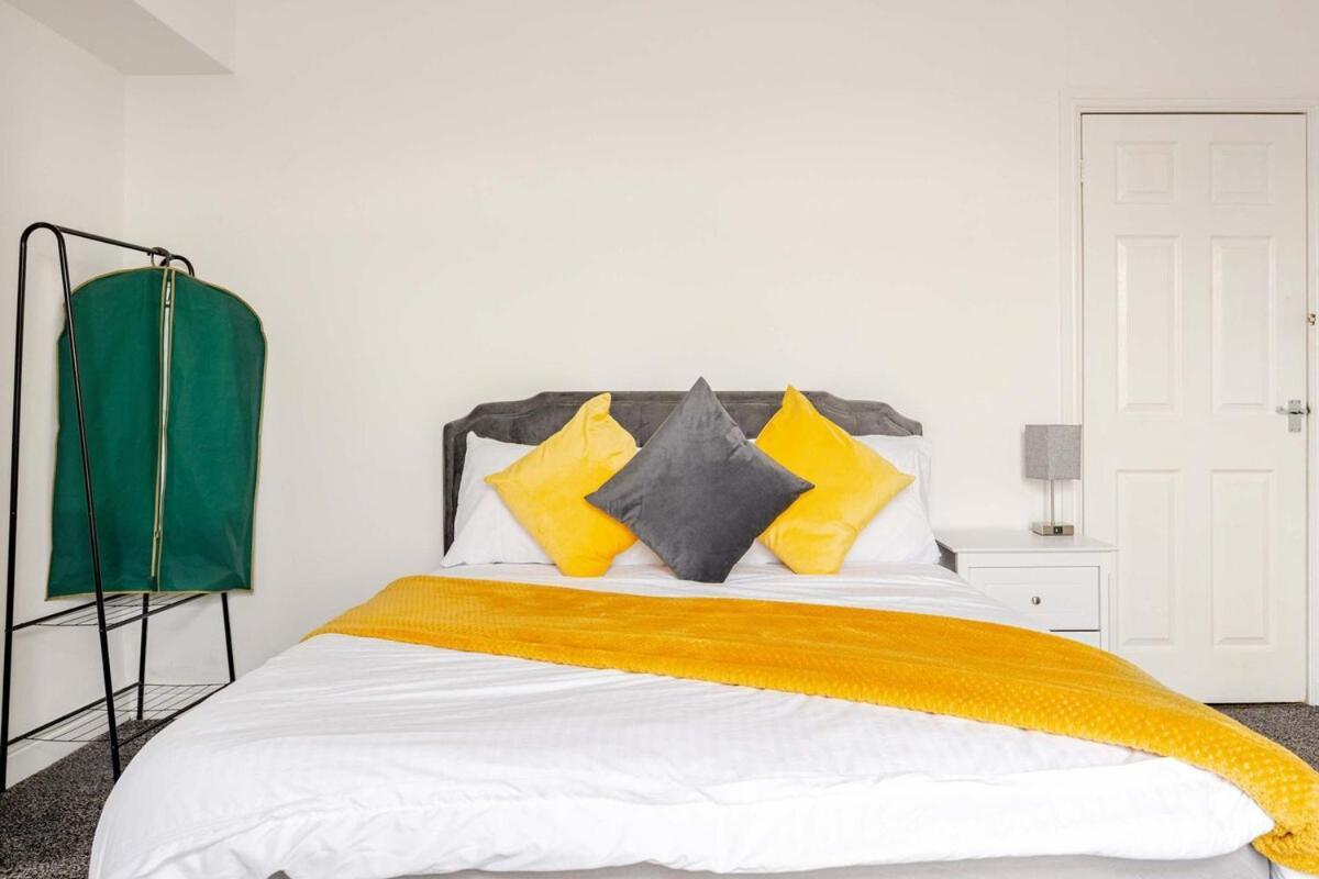 2 Min Walk Etihad Stadium & Coop Arena - 3Br, Free Parking Manchester Kültér fotó